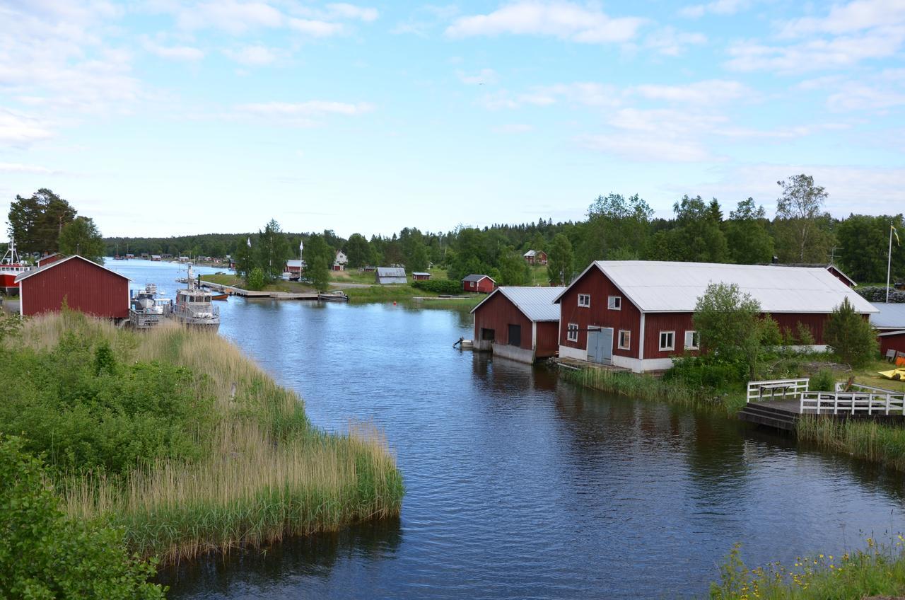 Vardshuset Idyllen Barang Exterior foto
